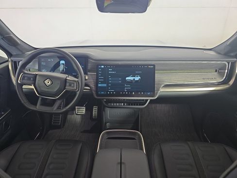 Used 2023 Rivian R1S Adventure image 24