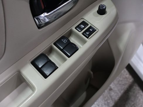 Used 2013 Subaru Impreza 2.0i Premium w/ Alloy Wheel Pkg + Moonroof image 13