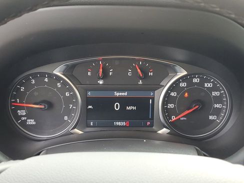 Used 2024 GMC Terrain SLT image 22