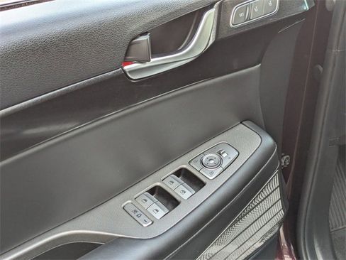 Used 2022 Hyundai Palisade Limited image 9