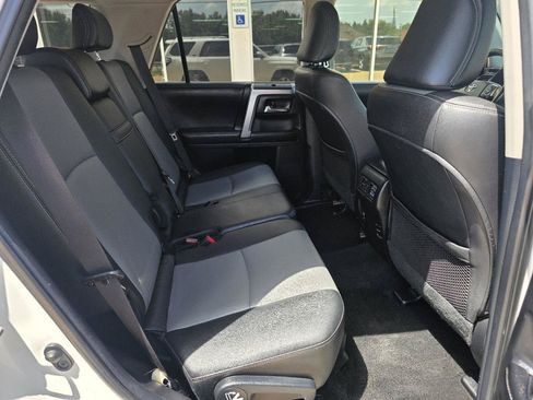 Used 2016 Toyota 4Runner SR5 Premium RWD image 23
