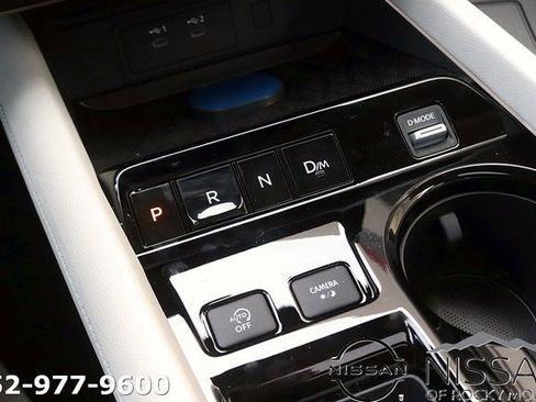 New 2026 Nissan Murano Platinum image 23