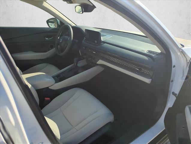 Used 2023 Honda Accord EX image 21