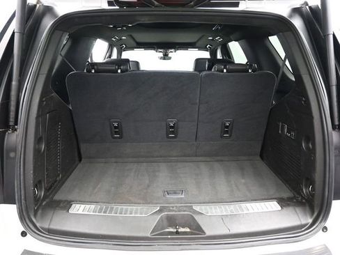 Used 2021 GMC Yukon Denali w/ Denali Premium Package image 20