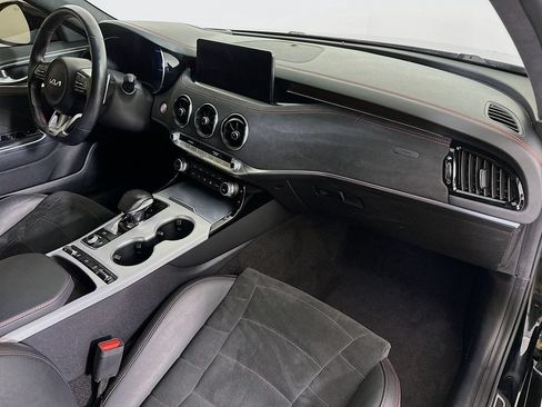 Used 2023 Kia Stinger GT2 RWD image 34