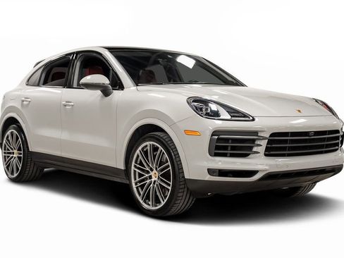 Used 2023 Porsche Cayenne Platinum Edition image 66