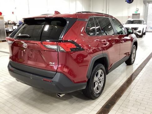 Used 2025 Toyota RAV4 XLE AWD/4WD image 27