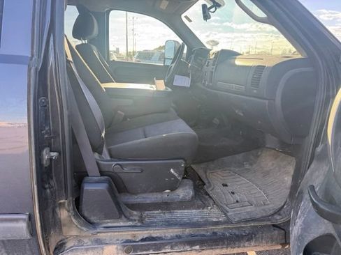 Used 2011 Chevrolet Silverado 1500 LT w/ All-Star Edition AWD/4WD image 12