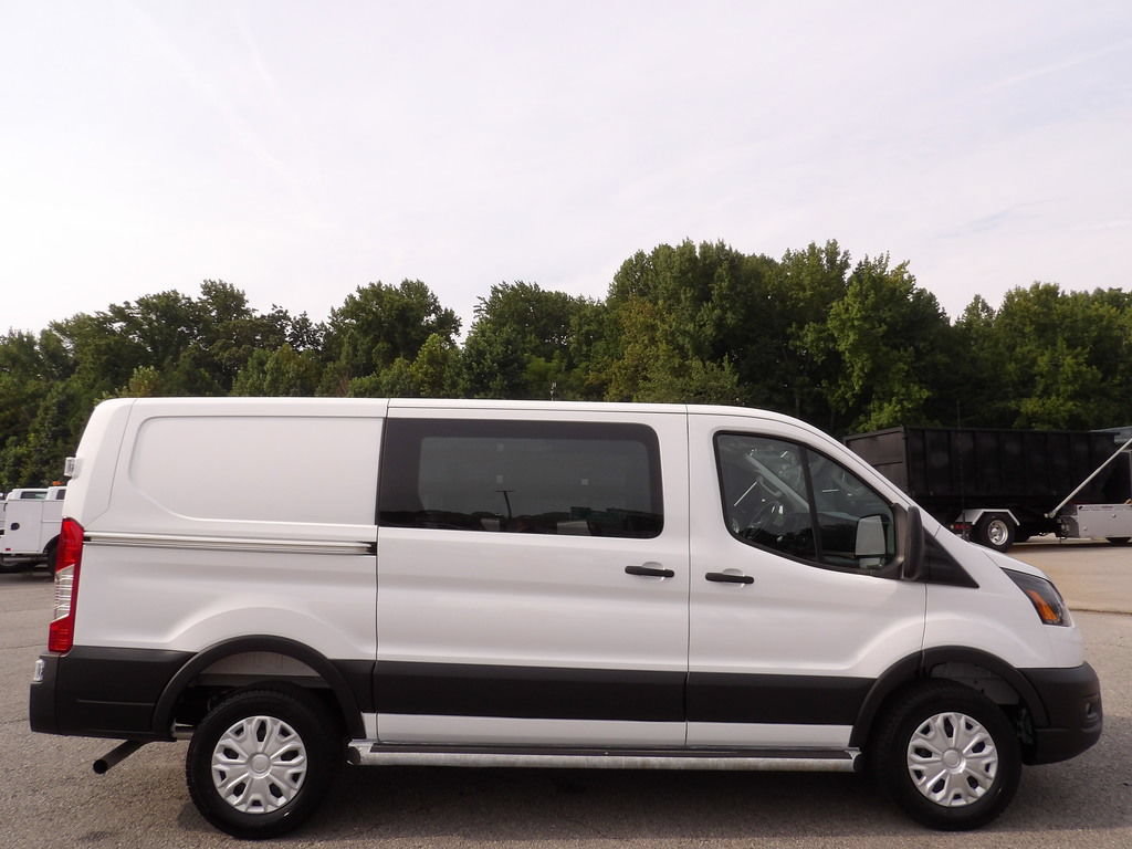 Used 2025 Ford Transit 250 Low Roof w/ Exterior Upgrade Package RWD image 9