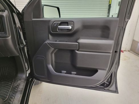 Used 2024 Chevrolet Silverado 1500 Custom image 34