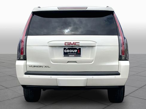 Used 2015 GMC Yukon XL SLT w/ Open Road Package image 5