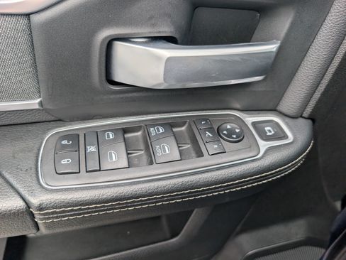 Used 2022 RAM 2500 Big Horn w/ Level B Equipment Group AWD/4WD image 22