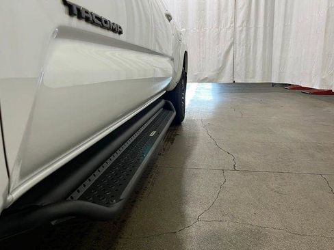 Certified 2023 Toyota Tacoma TRD Sport w/ TRD Premium Sport Package AWD/4WD image 24