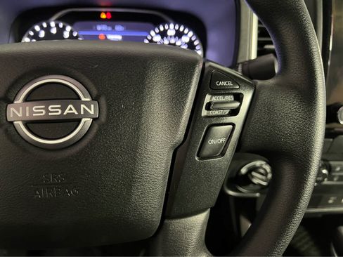 Certified 2022 Nissan Frontier SV image 18