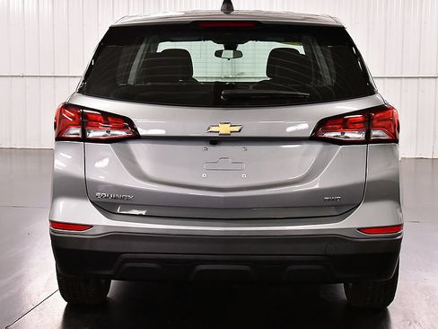 Used 2024 Chevrolet Equinox LS AWD/4WD image 6