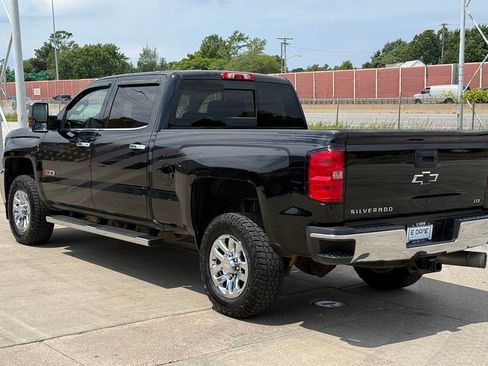 Used 2019 Chevrolet Silverado 2500 LTZ w/ Duramax Plus Package AWD/4WD image 10