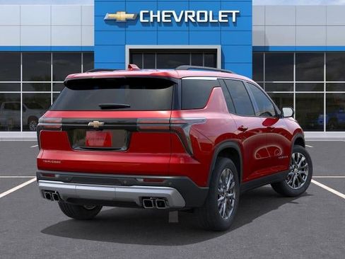 New 2026 Chevrolet Traverse LT w/ Enhanced Driving Package image 4