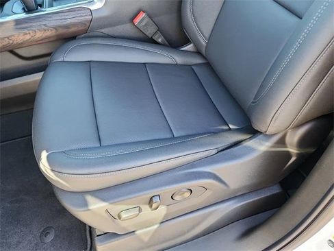 New 2026 GMC Sierra 1500 SLT w/ SLT Premium Plus Package image 19