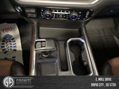 Used 2024 Chevrolet Silverado 1500 High Country image 19