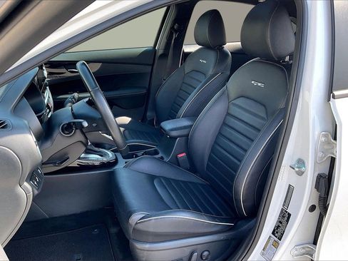 Used 2023 Kia Forte GT-Line w/ GT-Line Premium Package image 23