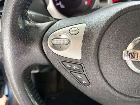 Used 2014 Nissan Juke SL FWD image 28