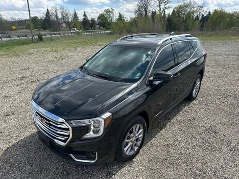Used 2022 GMC Terrain SLT w/ GMC Pro Grade Package AWD/4WD image 10