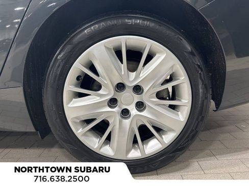 Used 2015 Chevrolet Impala LS w/ LS Convenience Package image 22