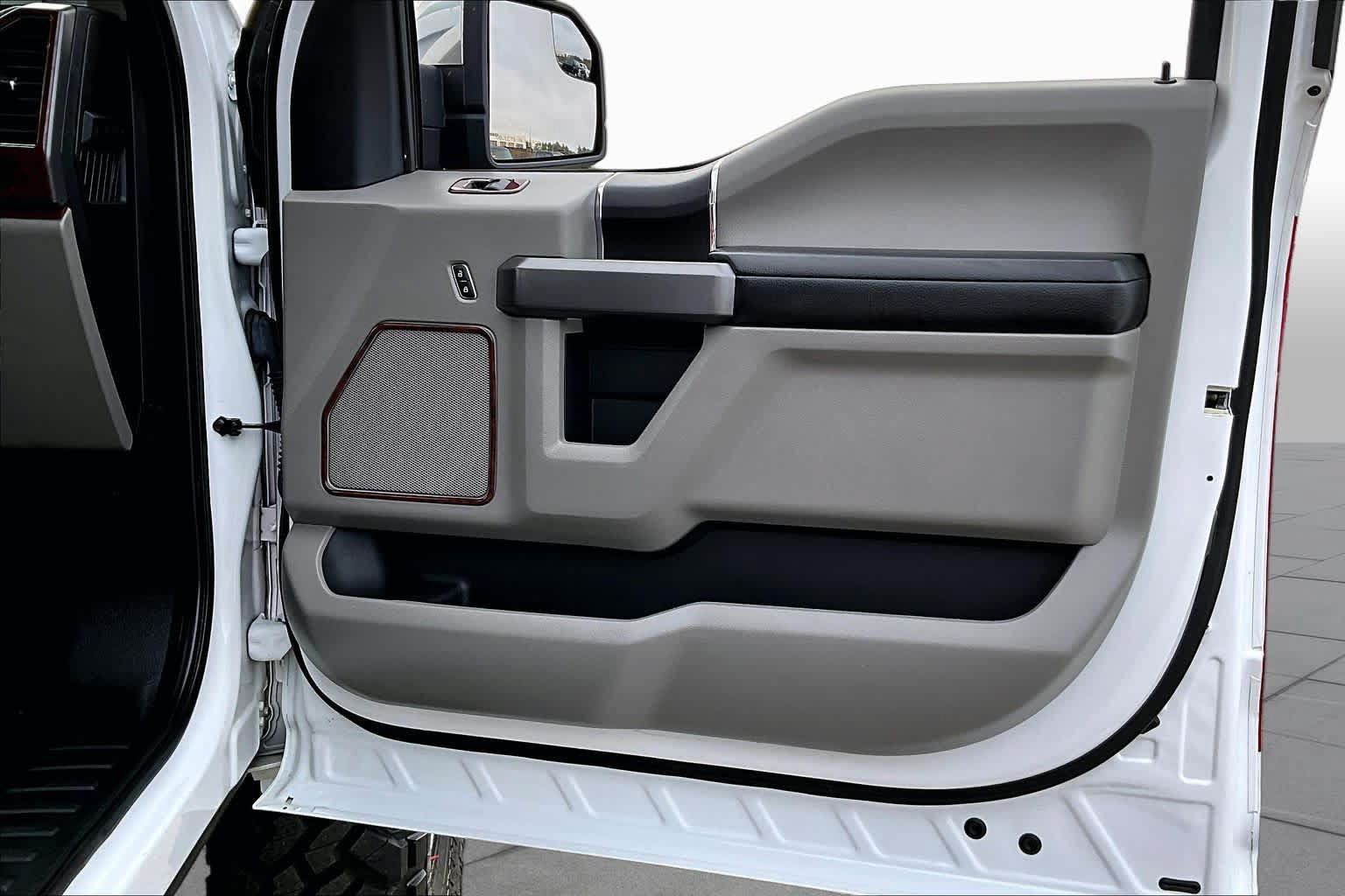 Used 2019 Ford F150 XLT AWD/4WD image 21