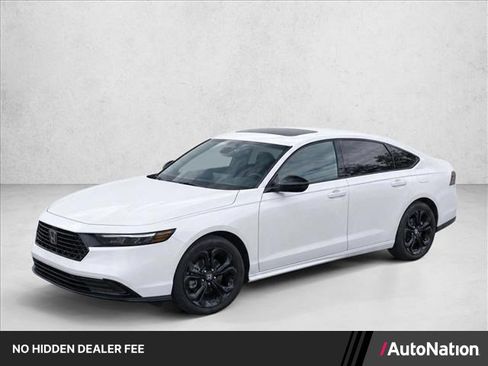 Certified 2025 Honda Accord SE image 1