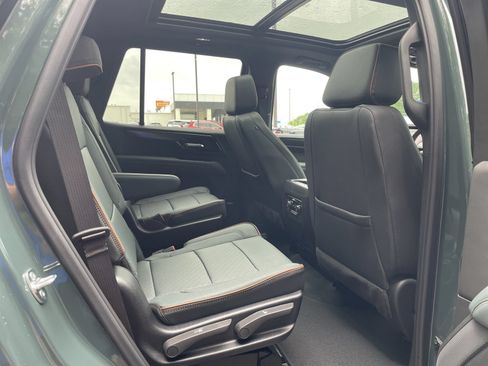 New 2026 GMC Yukon AT4 w/ AT4 Premium Package AWD/4WD image 39