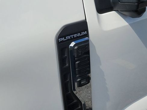 Certified 2024 Ford F250 Platinum AWD/4WD image 12