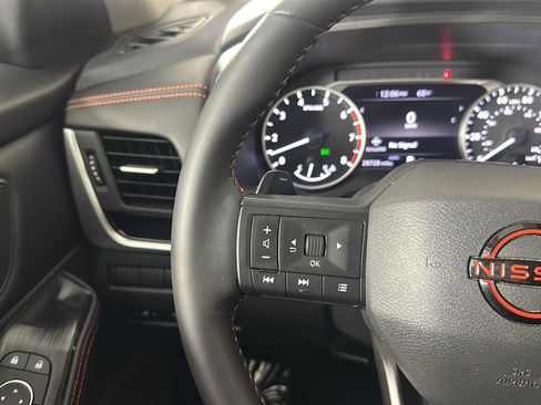 Used 2025 Nissan Rogue SV w/ Rock Creek Premium Package image 8