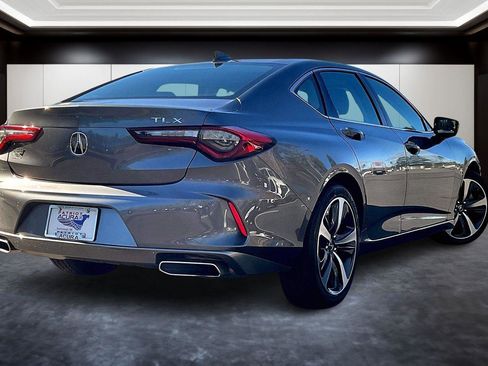 Used 2024 Acura TLX w/ Technology Package image 2