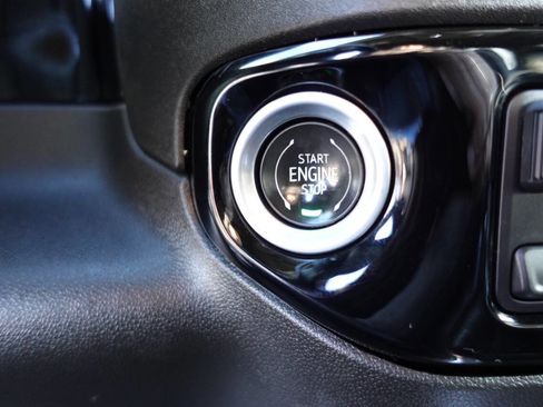 Used 2024 Chevrolet Silverado 1500 RST image 43