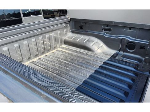 Used 2022 Nissan Frontier SV RWD image 30