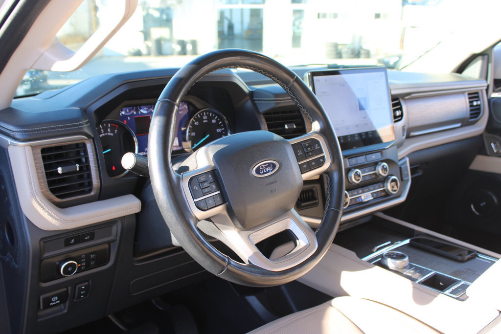Used 2024 Ford Expedition Max Limited RWD image 32