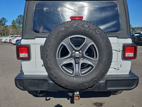 Used 2018 Jeep Wrangler Unlimited Sport S image 15