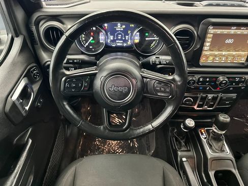 Used 2023 Jeep Wrangler Unlimited w/ Cold Weather Group AWD/4WD image 13