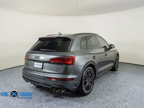 Used 2024 Audi SQ5 Prestige image 7