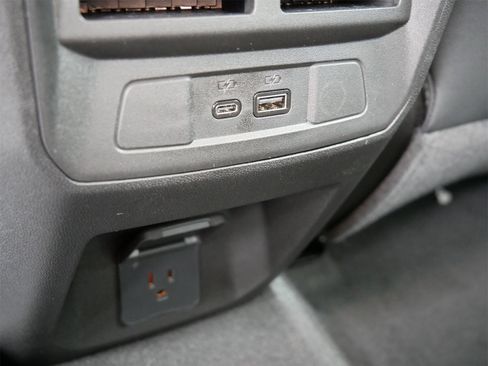 New 2026 GMC Canyon AT4 w/ Technology Plus Package image 8