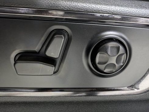 Used 2022 RAM 1500 Limited AWD/4WD image 20
