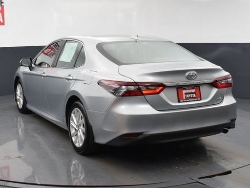 Used 2023 Toyota Camry LE image 3