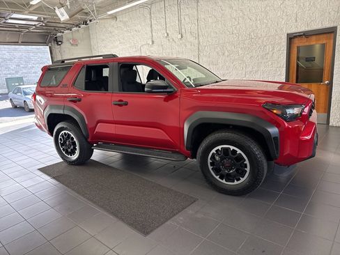 Certified 2025 Toyota 4Runner TRD Off-Road image 1