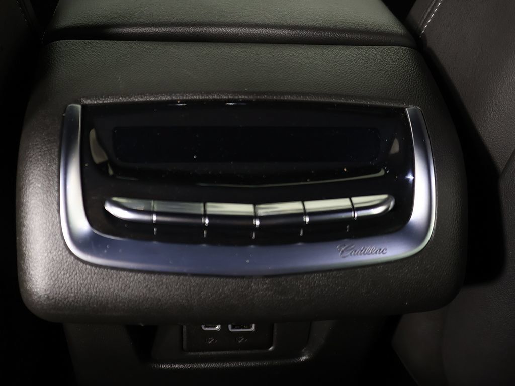 Used 2021 Cadillac XT6 Premium Luxury FWD image 55