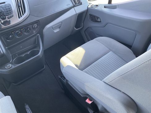 Used 2017 Ford Transit 150 XLT image 19