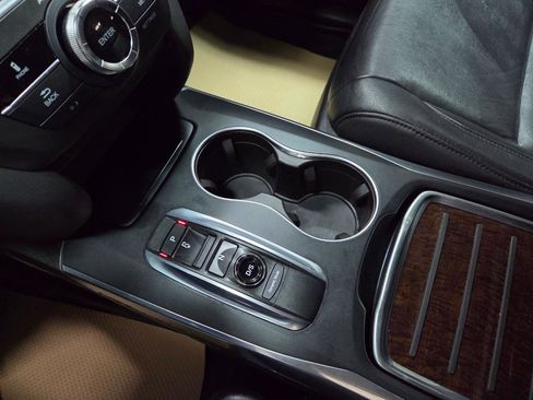 Used 2017 Acura MDX SH-AWD image 21