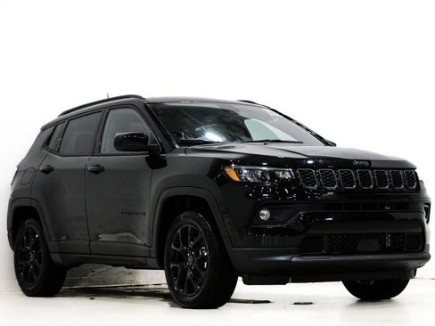 New 2026 Jeep Compass Latitude image 1