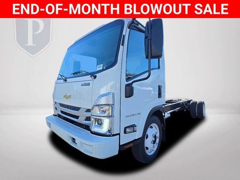 New 2025 Chevrolet Low Cab Forward image 11