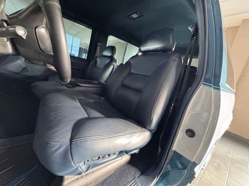 Used 1999 Chevrolet Tahoe 2WD 2-Door w/ Convenience Group image 8