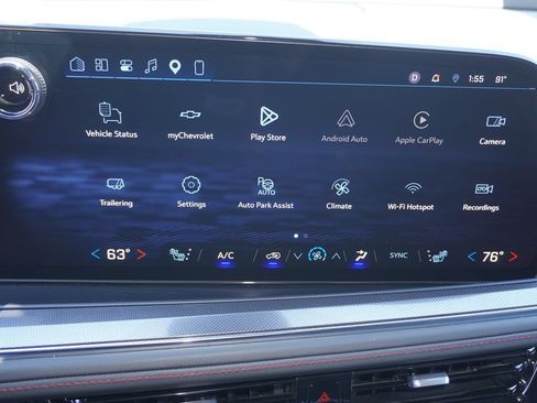 Used 2026 Chevrolet Suburban RST RWD image 17